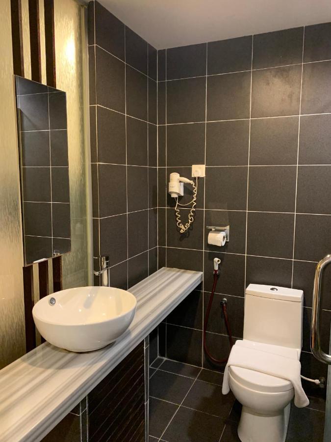 T+ Hotel Sungai Petani Extérieur photo
