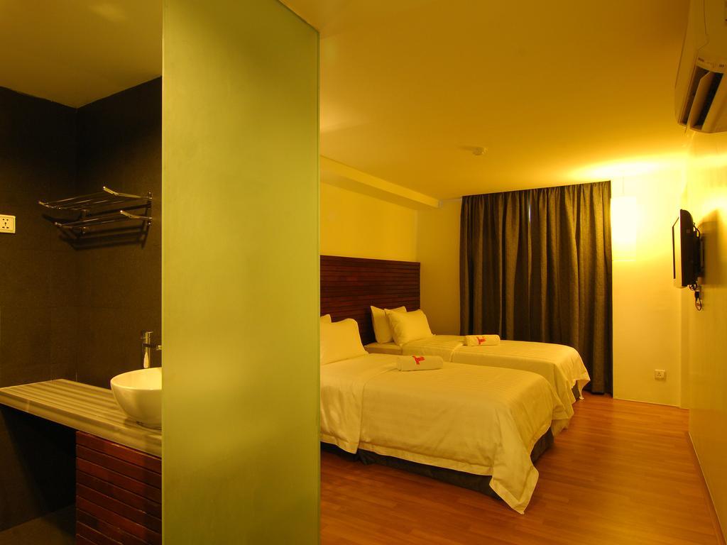 T+ Hotel Sungai Petani Extérieur photo